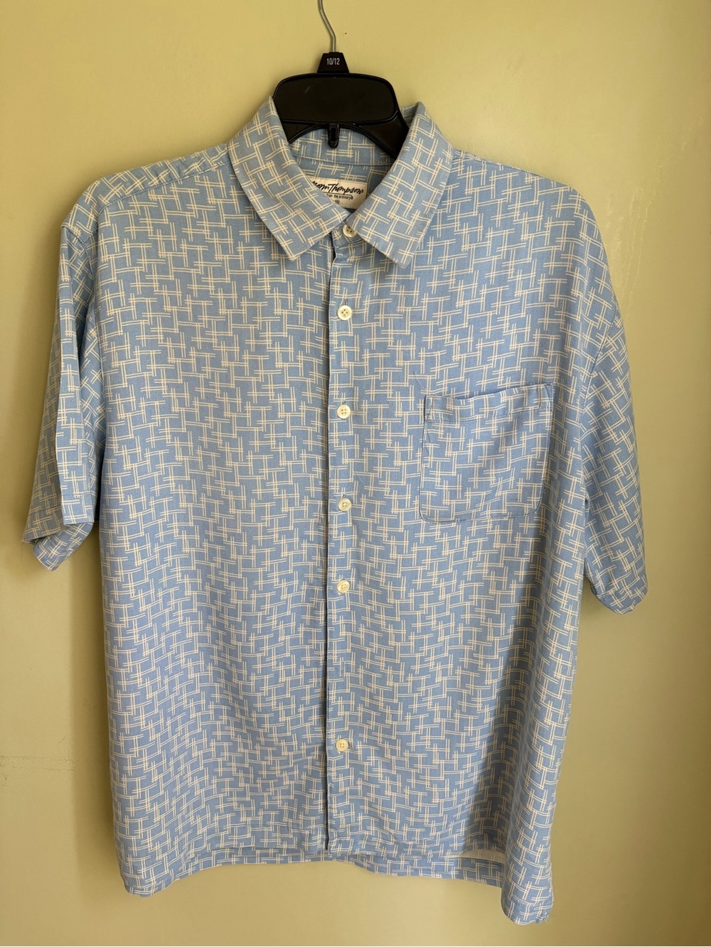Vintage Norm Thompson Light Blue Geometric Short-Sleeve Silk blend Shirt. Size M
